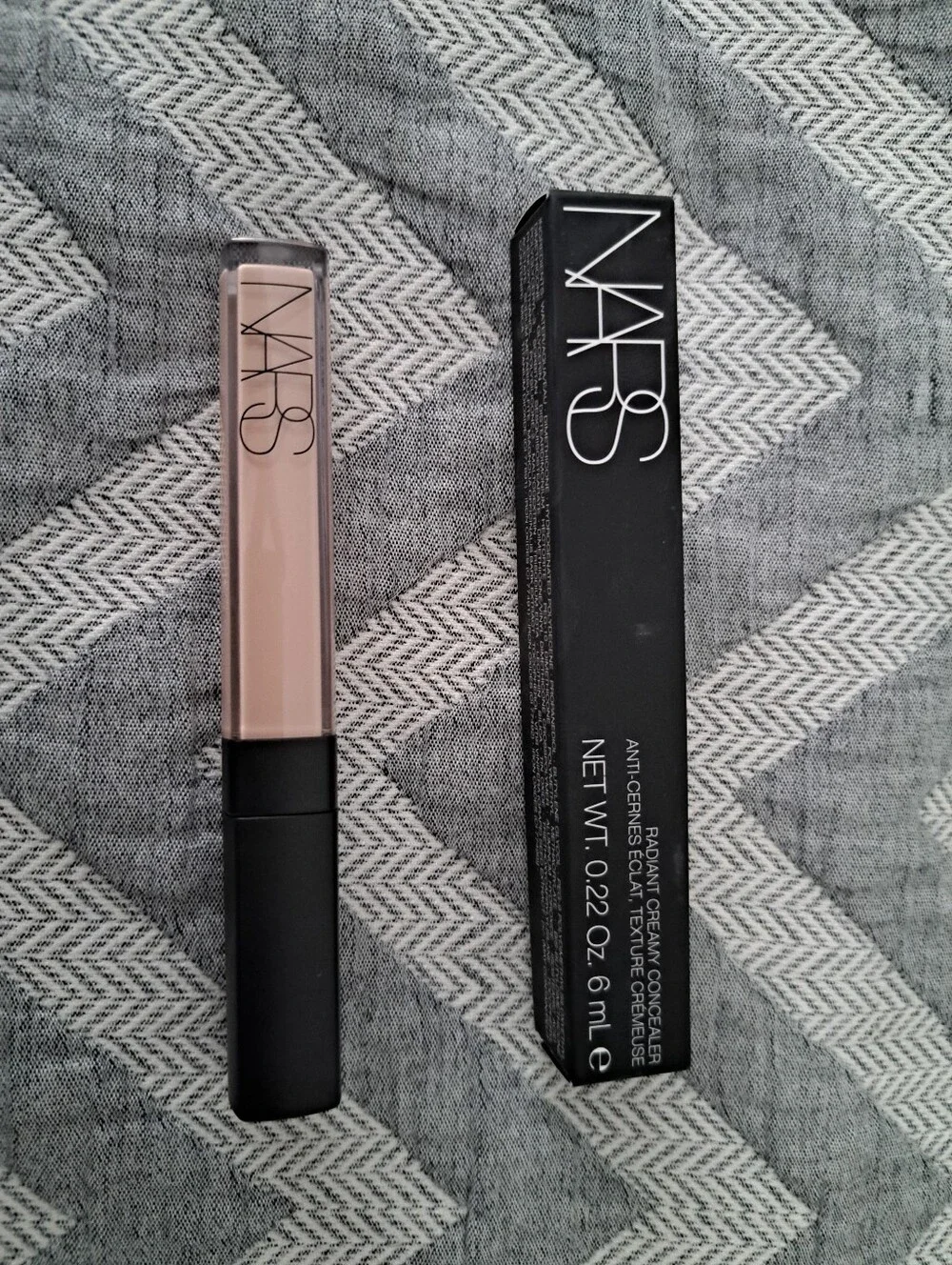 NARS Radiant Creamy Concealer in Light 2 Vanilla